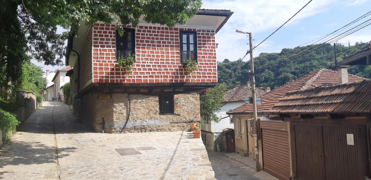 The Red Konak Villa Veliko Tarnovo Buitenkant foto