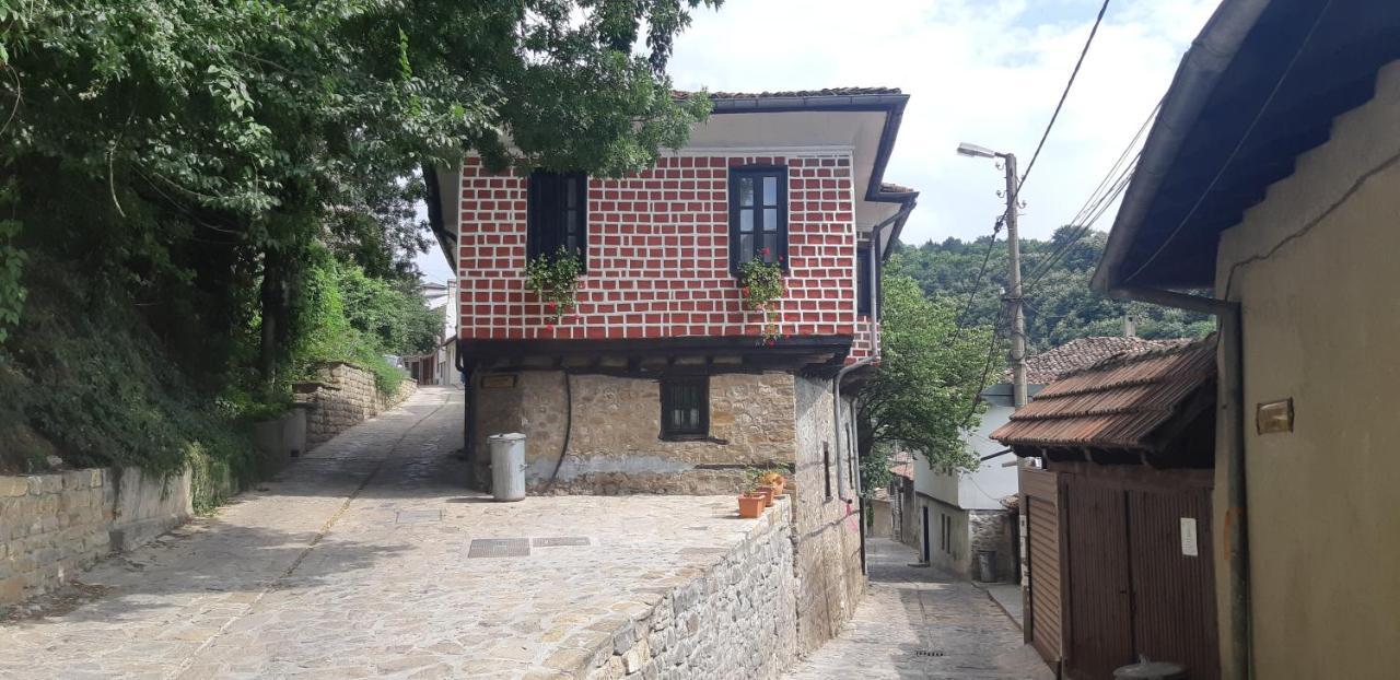 The Red Konak Villa Veliko Tarnovo Buitenkant foto