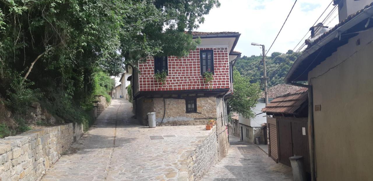 The Red Konak Villa Veliko Tarnovo Buitenkant foto